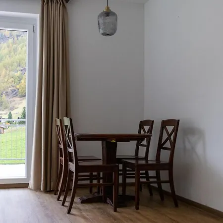 Apartment International House Mit Balkon Zw 2 Sölden