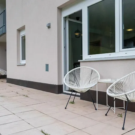 International House Mit Balkon Zw 2 公寓 索尔登