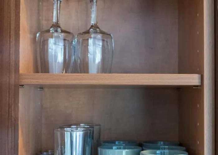 International House Mit Balkon Zw 2 דירה זולדן